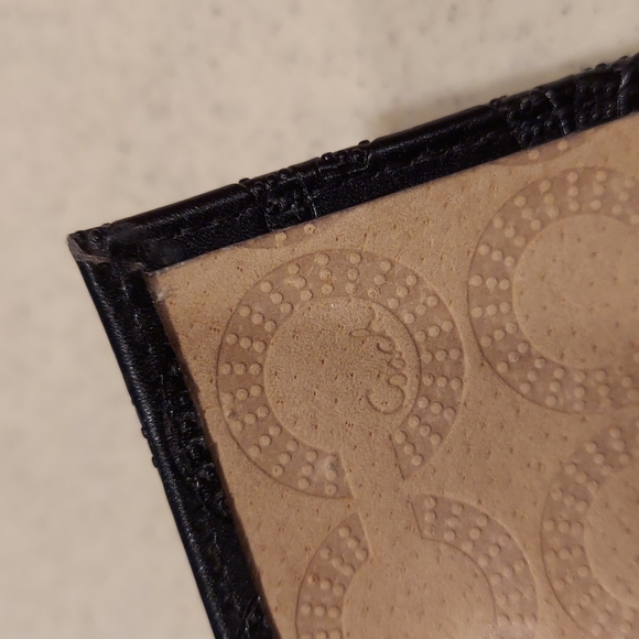 Coach check holder black great condition. - Picture 10 of 16